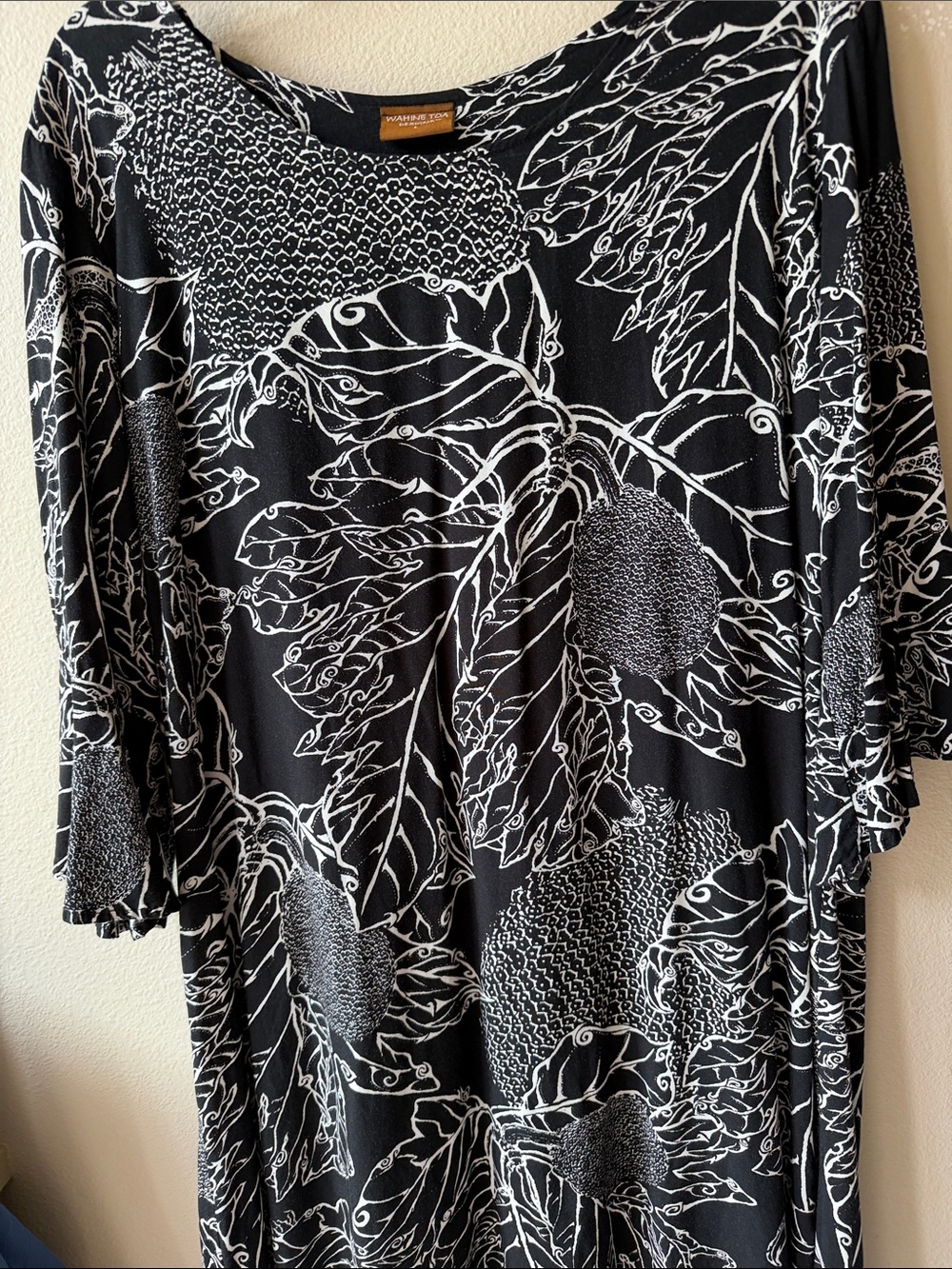 Wahine Toa black and white printed dress